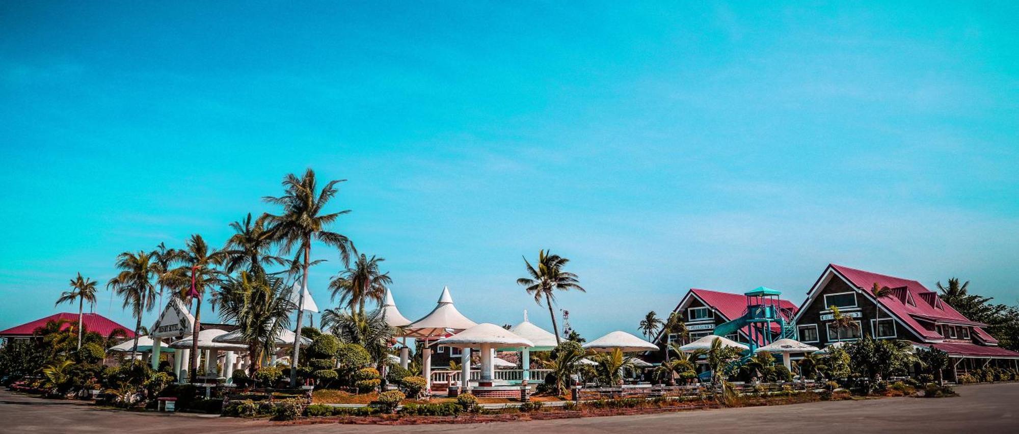 El Pescador Resort Hotel Bolinao エクステリア 写真